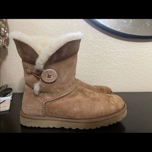 Women’s uggs